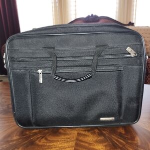 Samsonite Classic Black Laptop Bag